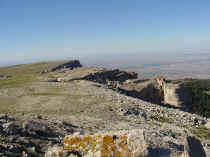 huntcliffs.JPG (63121 bytes)